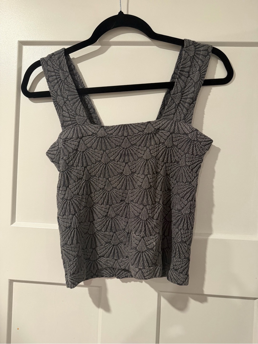 Women’s Gray Textured Square-Neck Tank Top